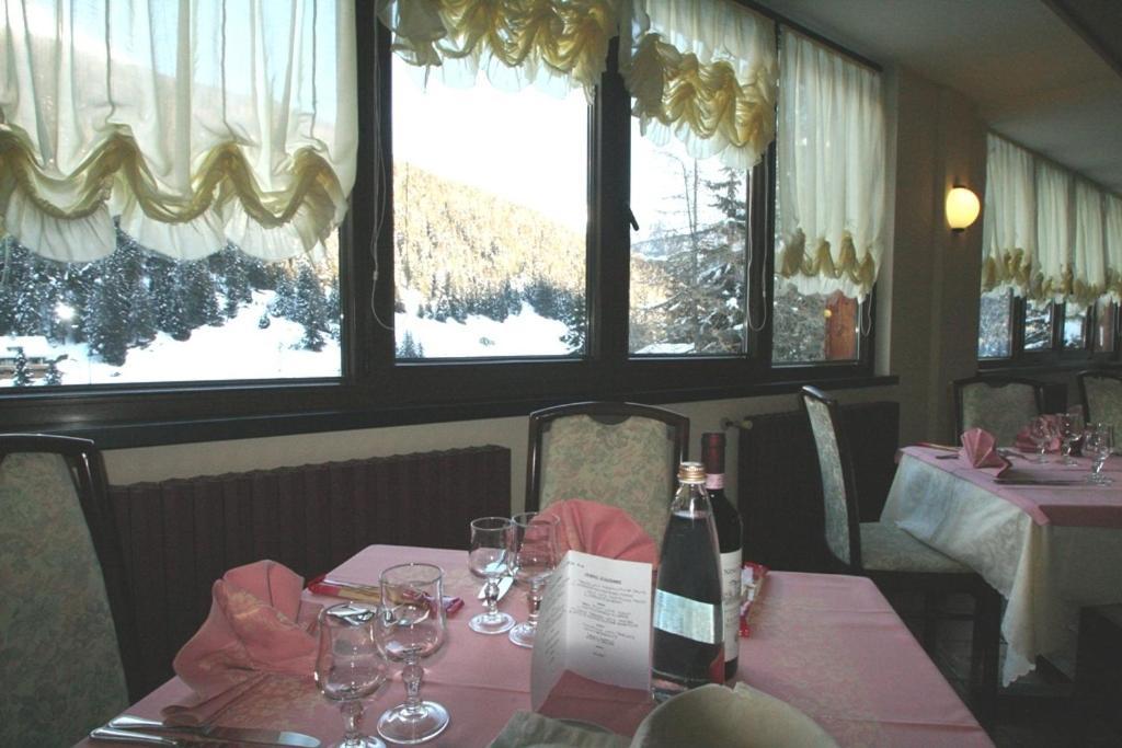 Hotel Santa Caterina سانتا كاترينا فالفورفا المظهر الخارجي الصورة