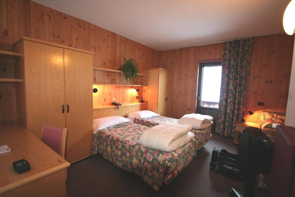 Hotel Santa Caterina سانتا كاترينا فالفورفا المظهر الخارجي الصورة