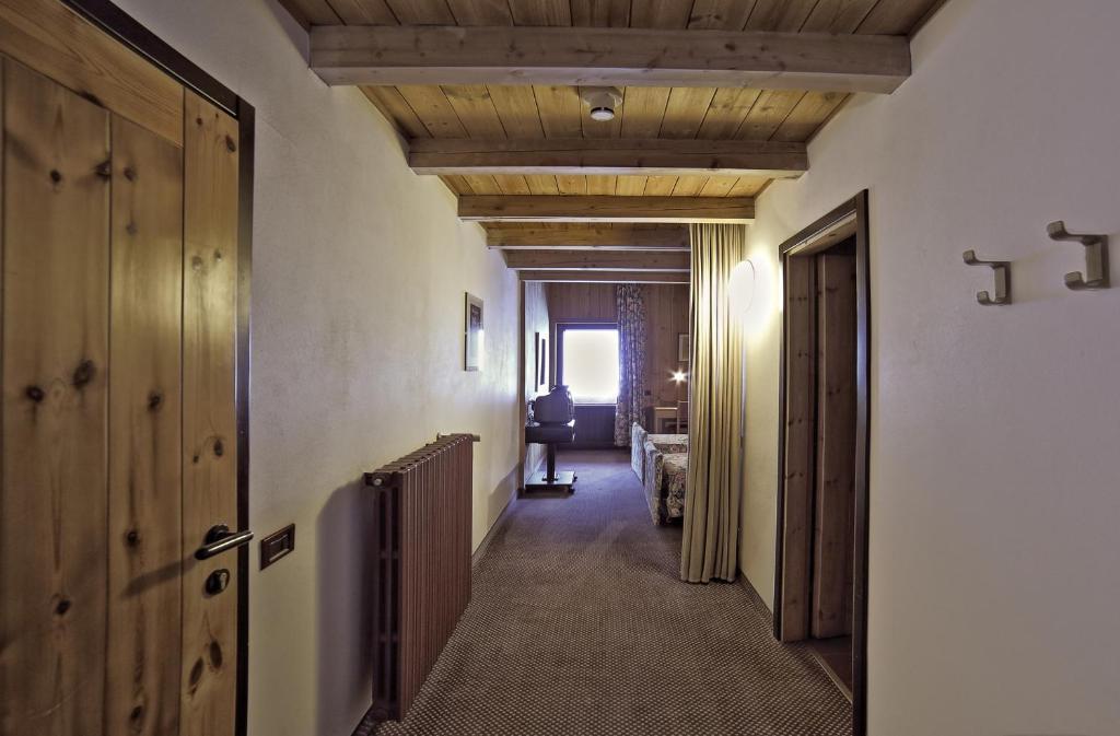 Hotel Santa Caterina سانتا كاترينا فالفورفا الغرفة الصورة